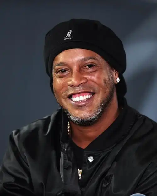 面临一场新 面临一场新