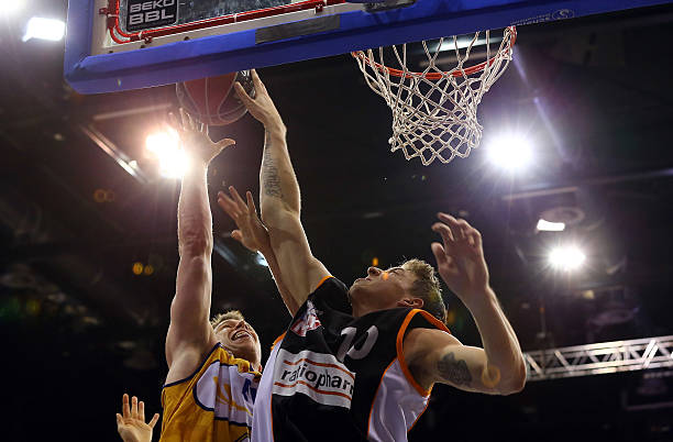 随着赛季的 随着赛季的